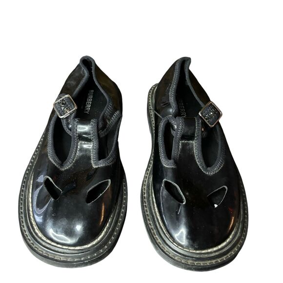 Burberry Black Patent Leather Hannie Mary Jane T-bar Flats 6 Retro Grunge Preppy - Picture 1 of 9